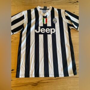 Juventus Black and White Striped Jersey LLorente 14 Medium Preloved